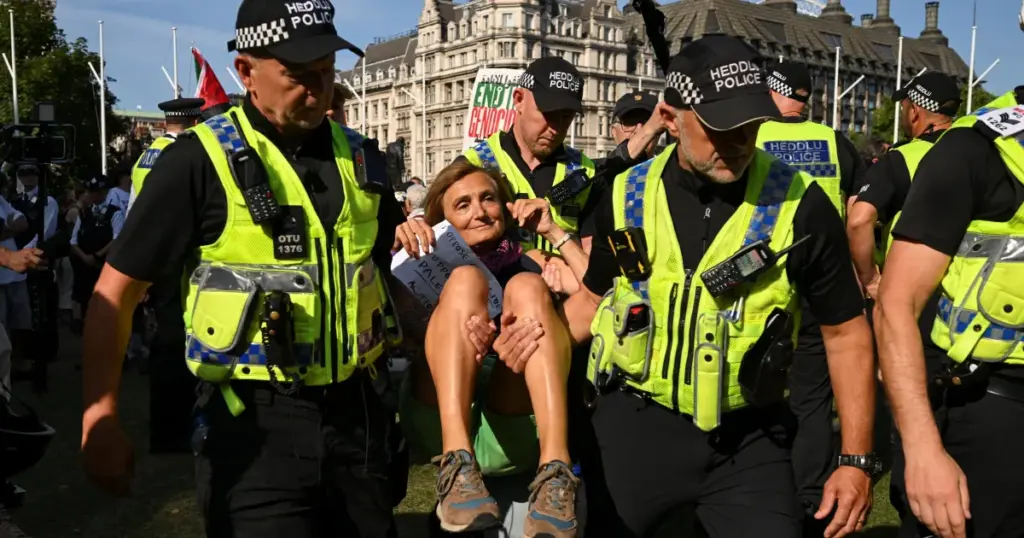 Critics condemn the UK’s crackdown after police arrested five campaign leaders opposing the Palestine Action ban. Rights groups warn of threats to free speech and democracy.